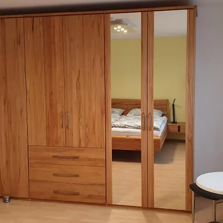 홈스테이 Gaestezimmer Junglas *