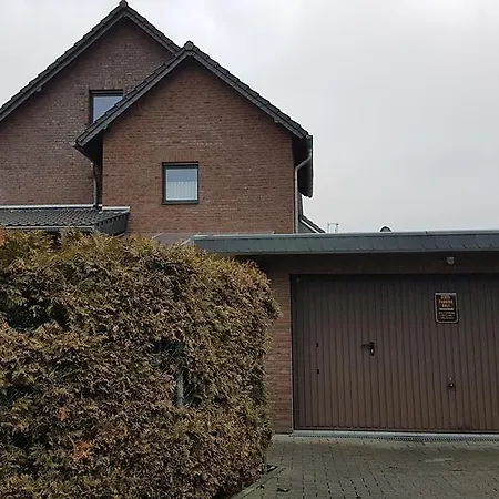 홈스테이 Gaestezimmer Junglas *